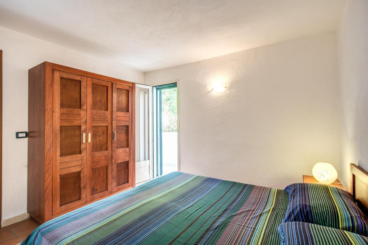 فيلا Yellow Star Holiday House مارينا دي مانكافيسا المظهر الخارجي الصورة